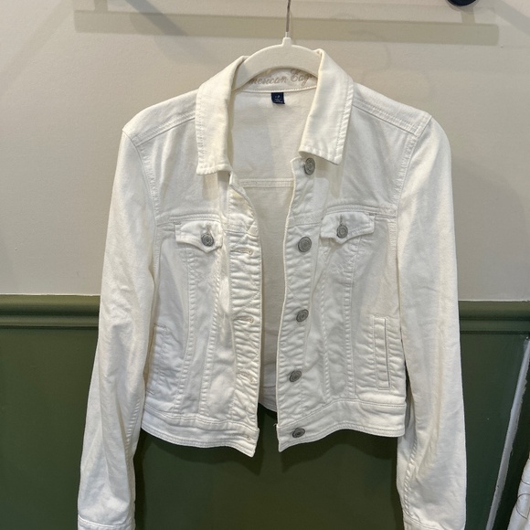 denim jacket - Picture 1 of 3